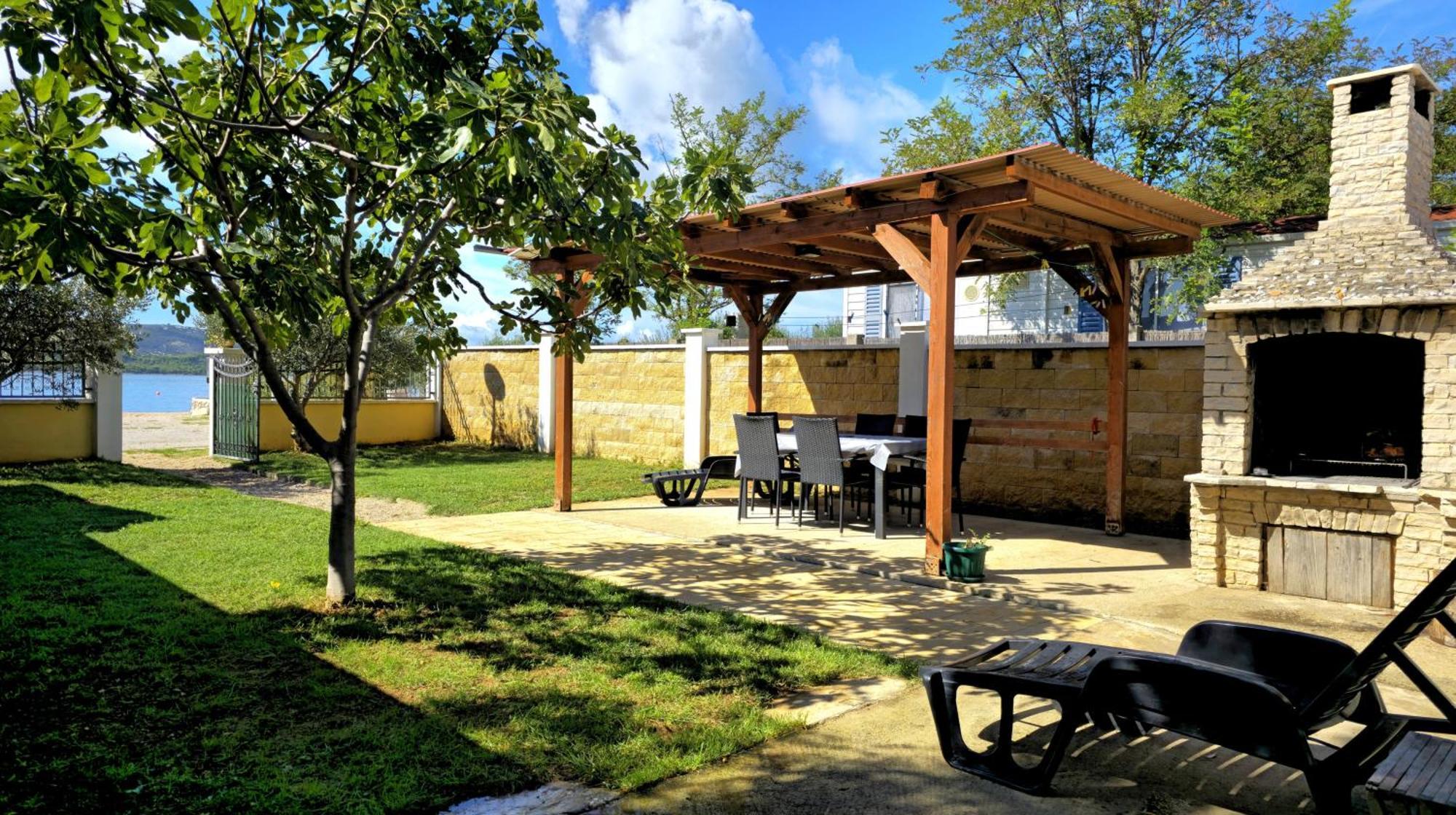 Holiday Home - Beach House 'Amarella' Turanj Exterior foto